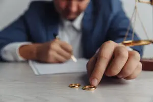 Settling Divorce Cases 